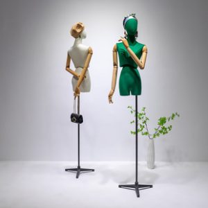 O1CN0114m1w21nFX2a6q2DY_2212945495060-0-cib.310x310.jpg High-End Colored Female Mannequin - Women’s Store Window Stand