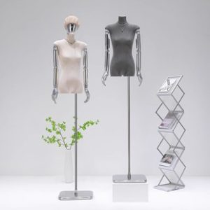 O1CN011nGxoK1nFX71m4fUz_2212945495060-0-cib.310x310.jpg New Suede Electroplated Flat Female Mannequin - Clothing Store Stand