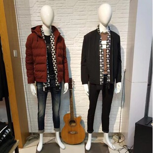 O1CN01GV20kJ1eBZ6DLfwZv_2215866743833-0-cib.310x310.jpg Wholesale Unisex Mannequin Set - Clothing Store Window Stand