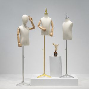 O1CN01KIpe8F1YOUVfeceso_2215791163049-0-cib.310x310.jpg Kids’ Mannequin (Triangle Base) - Girls’ Kids’ Store Window Stand