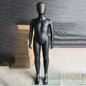 O1CN01LHDC4H1eBZ0GCPdt8_2215866743833-0-cib.310x310.jpg Black Plastic Kids’ Mannequin - Kids’ Store Window Stand