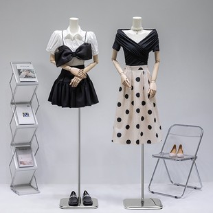 O1CN01VIAWSP1oWlRDFYCtT_2213992875233-0-cib.310x310.jpg Korean Wide-Shoulder Female Mannequin - Women’s Store Window Stand (Right-Angle/Large Flat Shoulders)