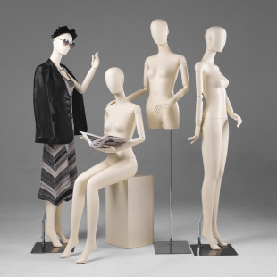 Cream-Style High-End Female Mannequin - Women’s Store Window Stand (Flat Shoulder)
