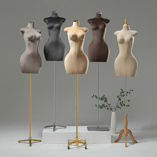 O1CN01braDbz1oWlVkkLYGm_2213992875233-0-cib.310x310.jpg EU/US Plus Size Female Mannequin - Women’s Store Display Prop