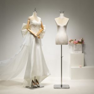 O1CN01oanzkt1X95kKTtRWh_2220254502880-0-cib.310x310.jpg Xiuhe Dress Mannequin - Wedding Dress Store Special Half-Length Window Rack